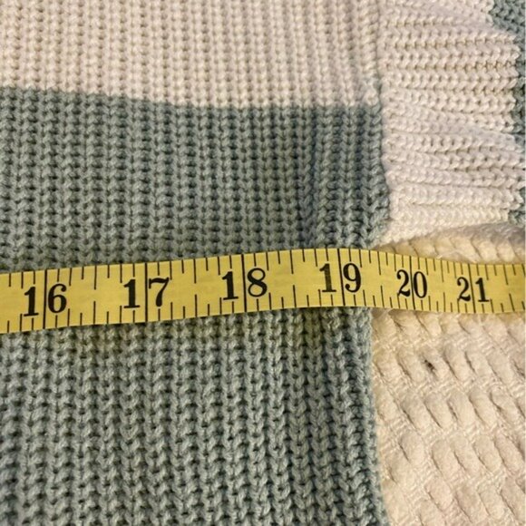 Color Block Tunic Sweater By Hollister XS Cotton Acrylic Blend Gray White Mint F - Picture 4 of 6